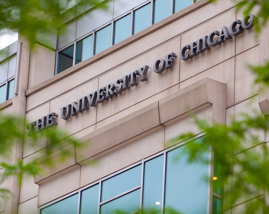 chicago-booth-executive-mba-campus-gleacher.jpg