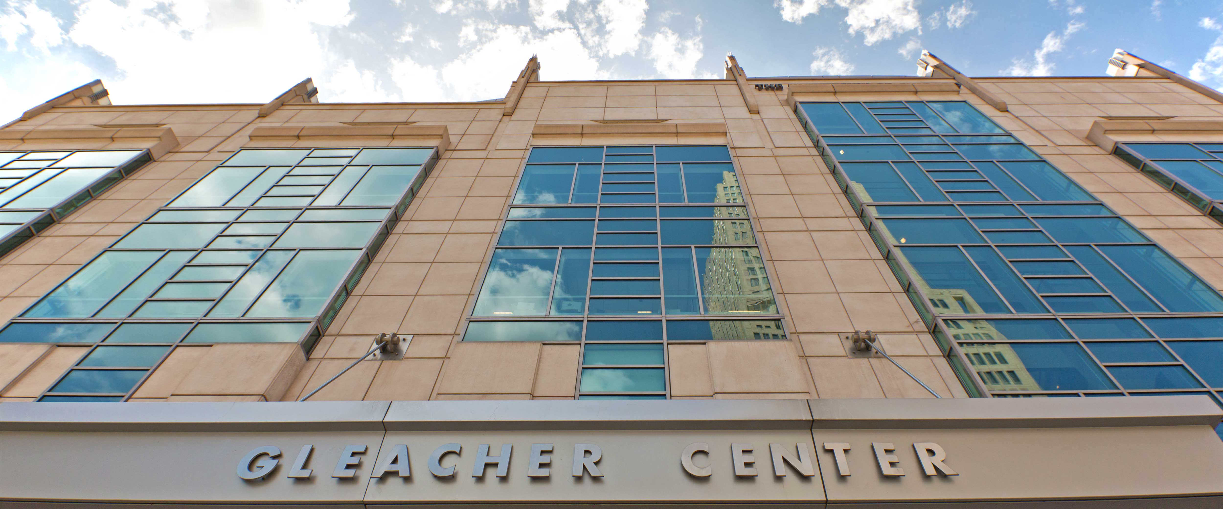 chicago booth gleacher center exterior