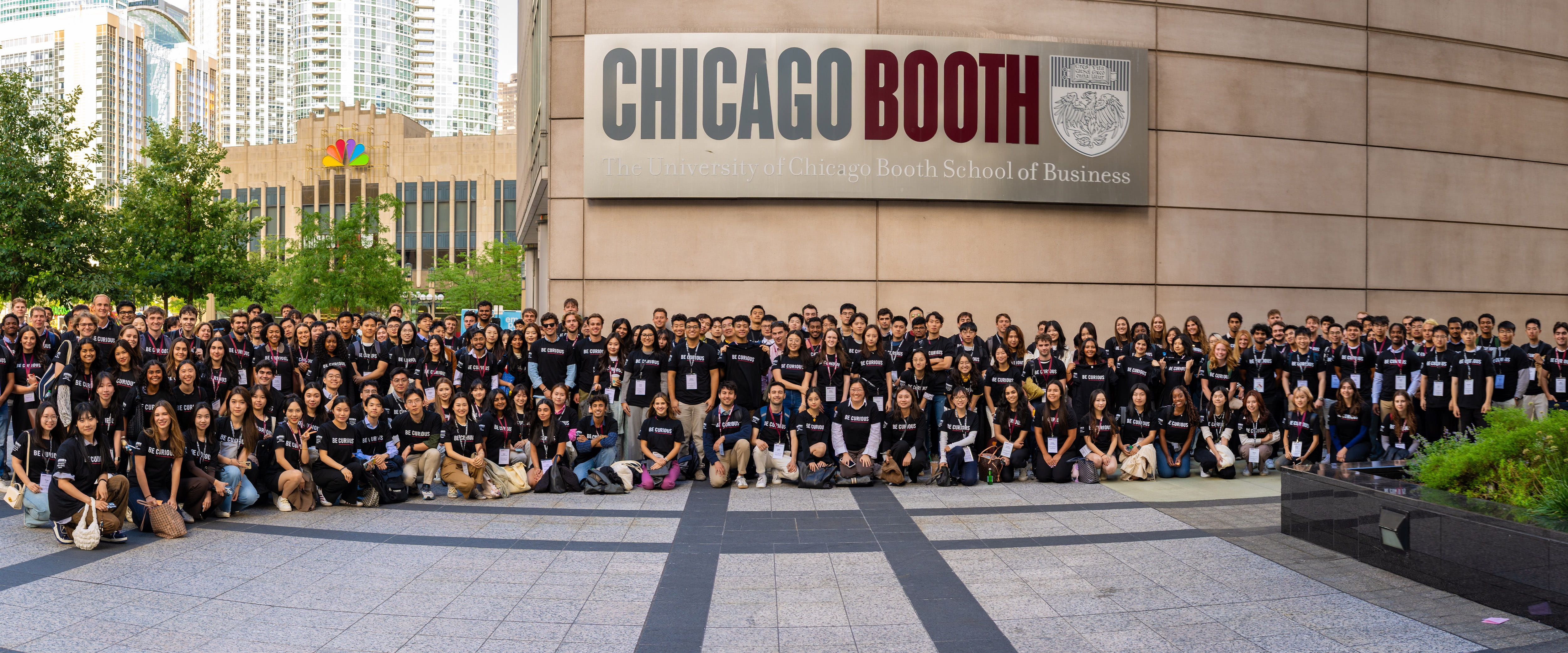 Group photo of SMP students at Gleacher Center.