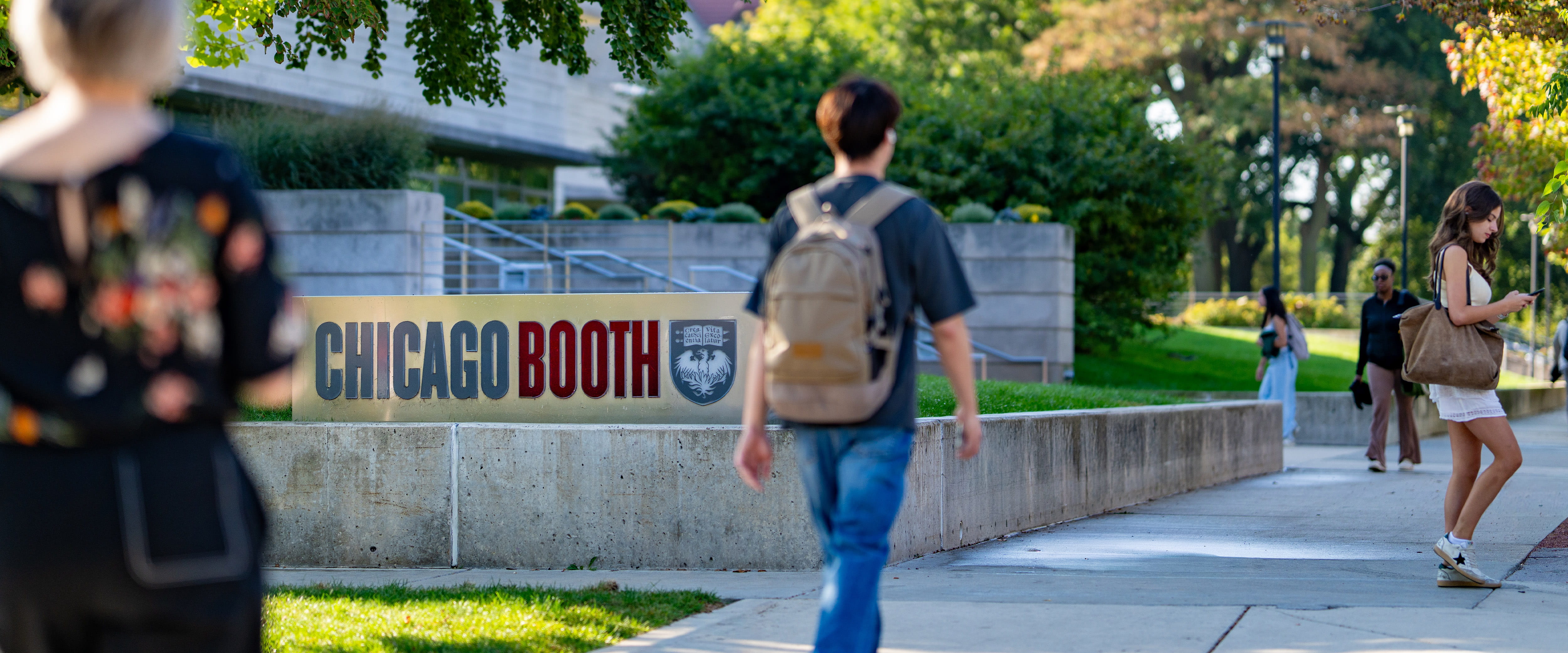 Students gathered in the Chicago Booth winter garden for the first day of class